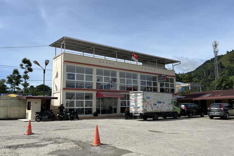 cara menyeberang ke Pulau Samosir, Cara menyeberang ke Pulau Samosir, cara menyeberang dari parapat ke samosir, cara menyeberang ke samosir, cara menyeberang ke samosir naik kapal, cara ke samosir lewat darat, Cara Menyeberang ke Pulau Samosir, Lewat Darat Lalu Naik Kapal