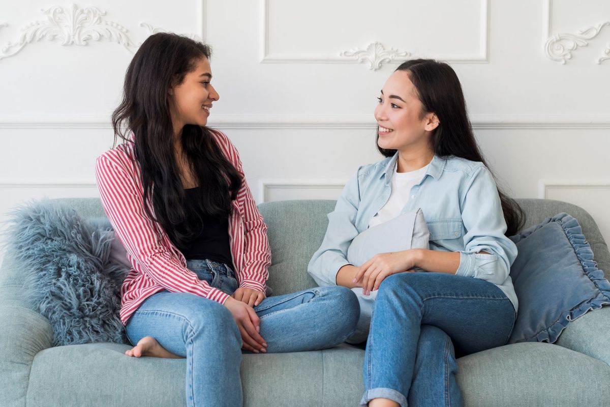persahabatan, persahabatan perempuan dan laki-laki, persahabatan perempuan, persahabatan perempuan lebih langgeng, alasan persahabatan perempuan lebih kuat dibandingkan laki laki, persahabatan laki laki, pertemanan perempuan, pertemanan laki laki, 3 Alasan Pertemanan Perempuan Lebih Kuat Dibandingkan Laki-laki