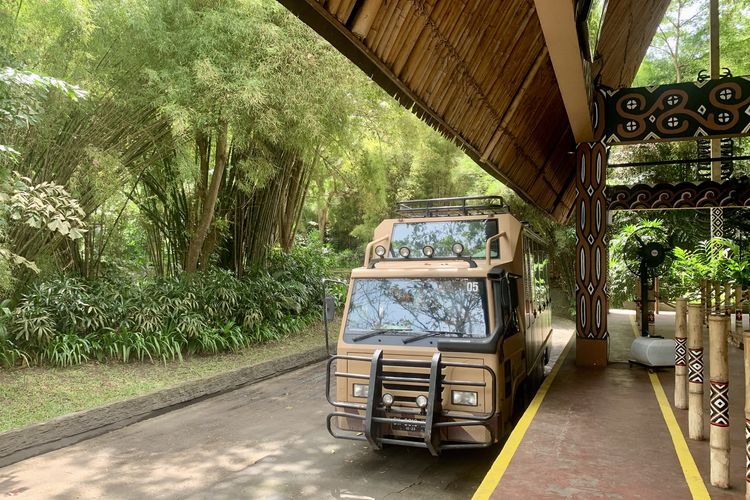 Bogor, libur Lebaran, 7 Wisata di Bogor untuk Libur Lebaran, Alam hingga Taman Hiburan, 1. Kebun Raya Bogor, 2. Kebun Raya Cibodas, 3. Taman Bunga Nusantara, 4. Taman Safari Indonesia Bogor, 5. Little Venice Kota Bunga, 6. JungleLand Adventure Theme Park, 7. Devoyage Bogor