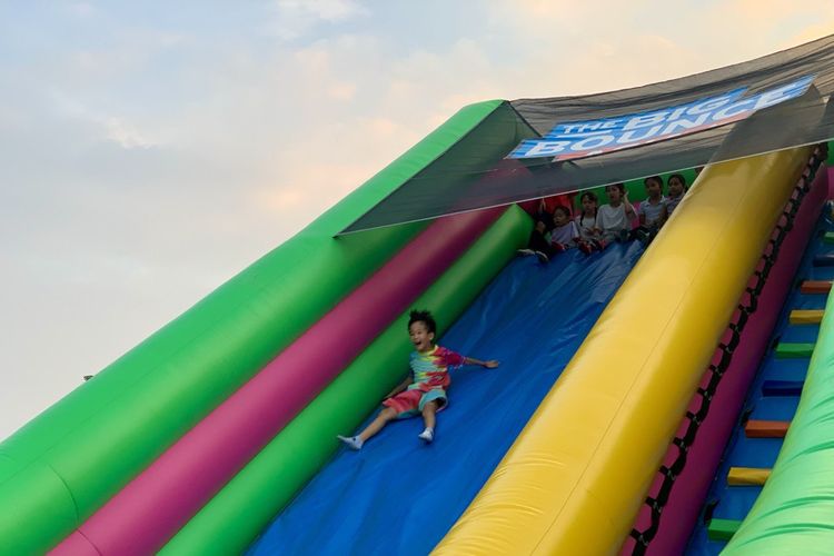 The Big Bounce Indonesia, harga tiket The Big Bounce Indonesia, akses transportasi The Big Bounce Indonesia, lokasi The Big Bounce Indonesia, jadwal The Big Bounce Indonesia sampai kapan, Pertama di Asia Tenggara, Playground Terbesar di Dunia Hadir di PIK 2