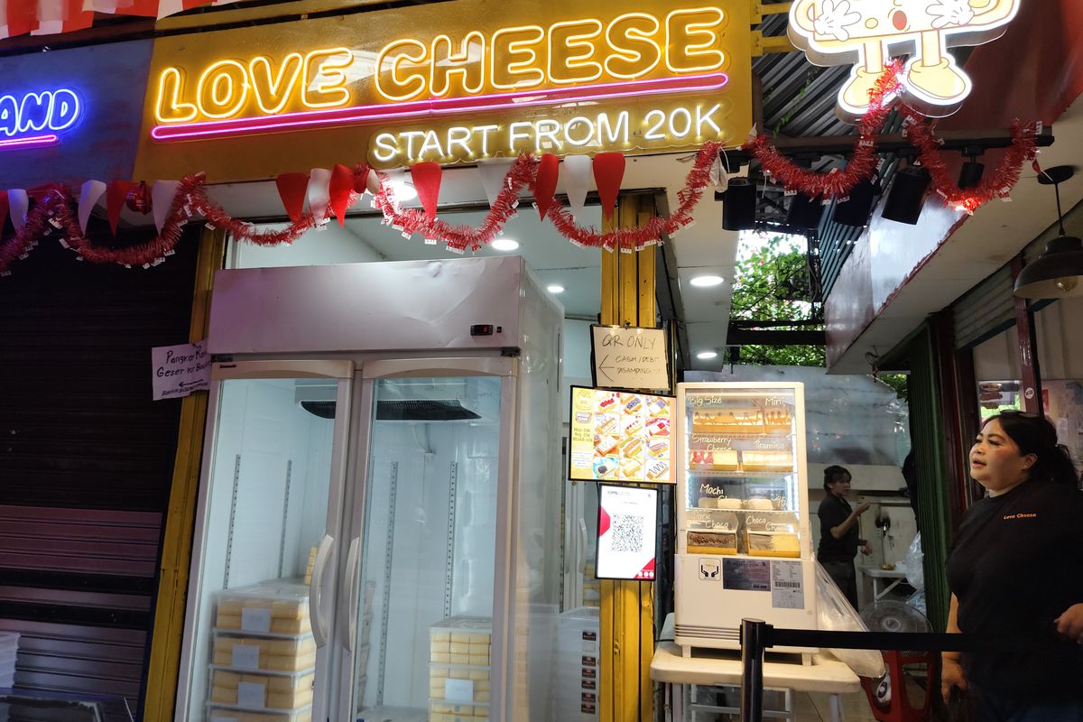 Plaza 2 Blok M, kuliner plaza 2 blok m, umkm kuliner plaza 2 blok m, kuliner di plaza 2 blok m, Masih Buka, Ini Alasan Pedagang Tak Ikut Hengkang dari District Blok M
