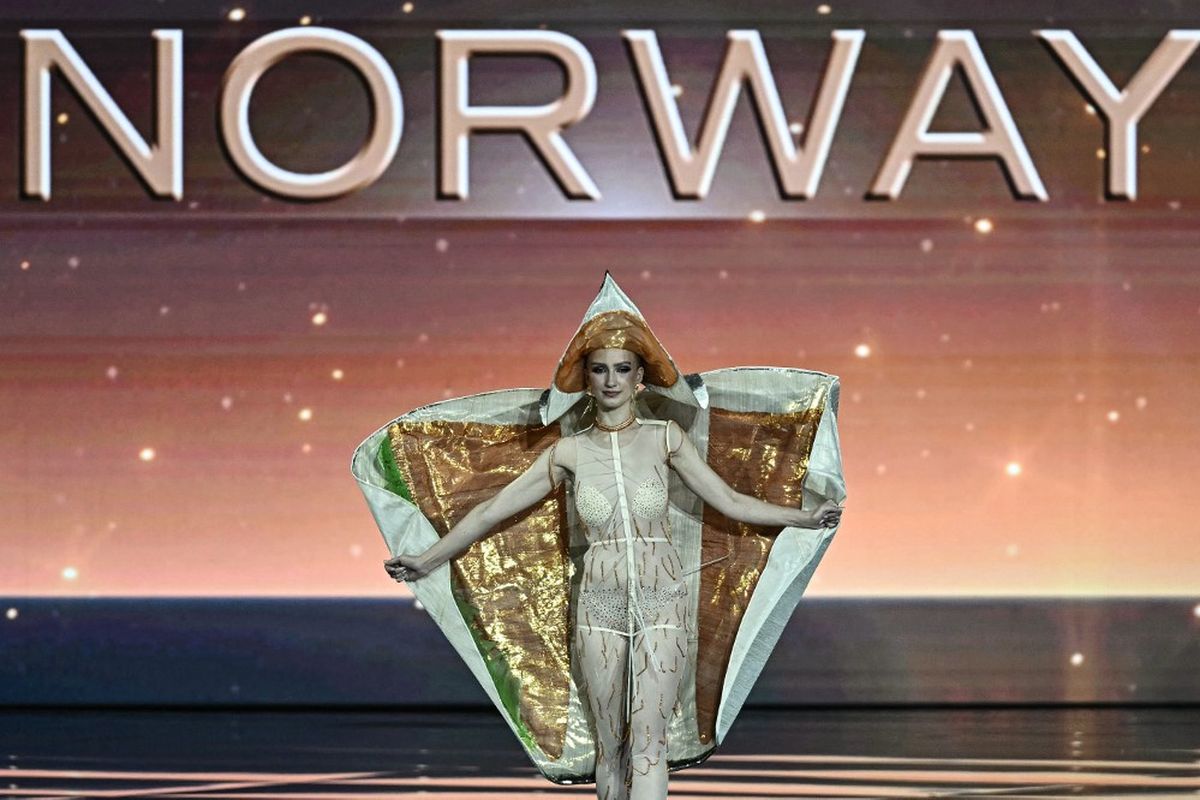 Norwegia, Norway, Miss Universe, miss universe 2025, norway salmon, Leonora Lysglimt Rodland, miss norwegia, miss norway 2025, Miss Norwegia Leonora Lysglimt Pakai Kostum Salmon di Miss Universe 2025