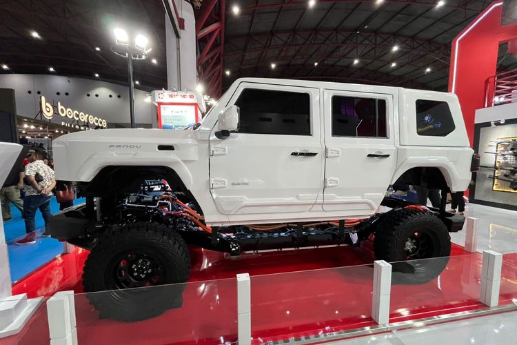 MV3-EV Pandu, Pandu TEF, Pindad, kendaraan listrik, Maung, otomotif, mobil listrik, maung, Dikembangkan Pindad, Seberapa Lokal MV3-EV Pandu?