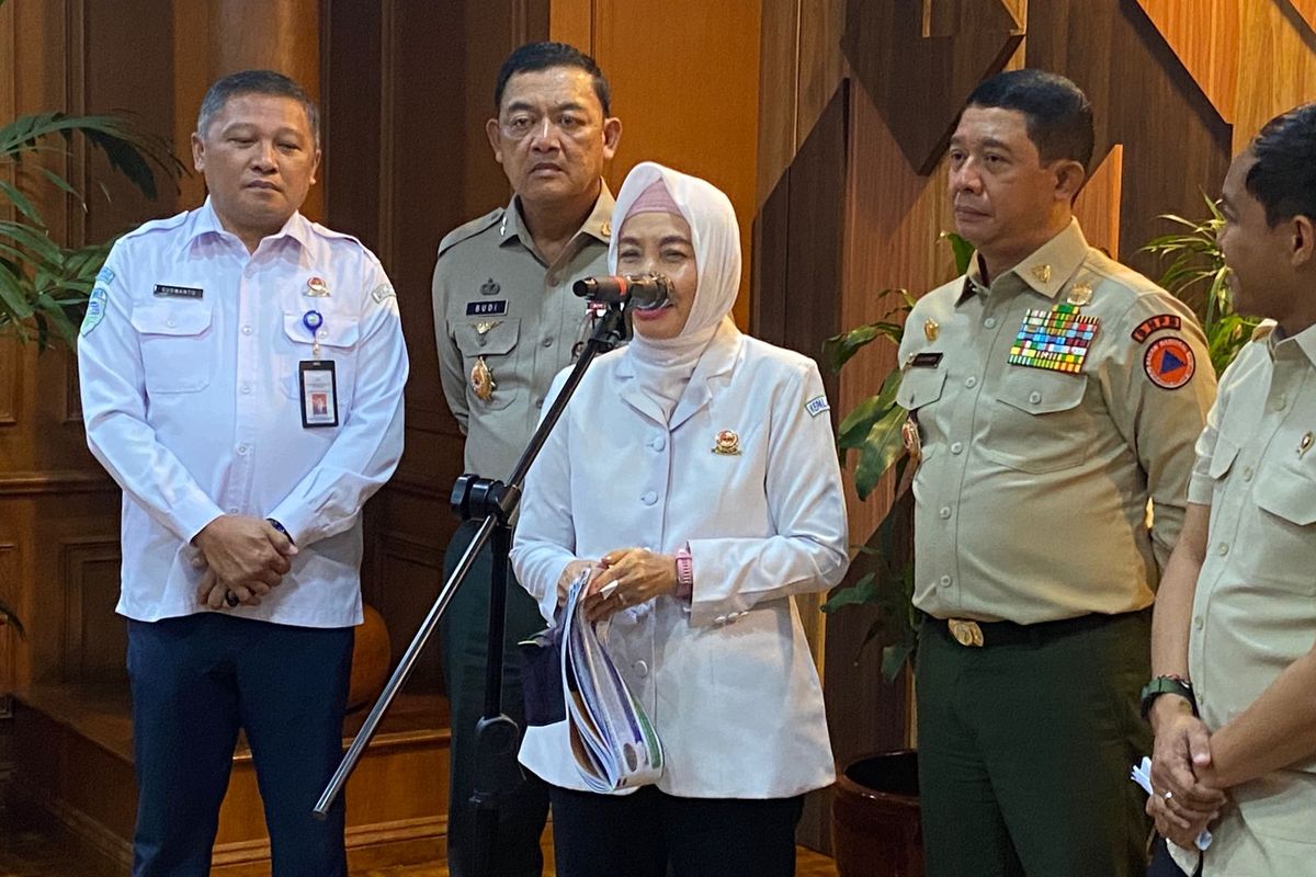 BMKG, puncak musim hujan, prediksi puncak musim hujan, Awal 2026, Prediksi Puncak Musim Hujan di Indonesia, BMKG Prediksi Puncak Musim Hujan di Indonesia: Januari-Februari 2026 untuk Wilayah Timur, Puncak Musim Hujan di Wilayah Barat hingga Tengah, Januari-Februari 2026: Puncak Musim Hujan Wilayah Timur, Faktor Penyebab Peningkatan Curah Hujan, Wilayah yang Sudah Memasuki Musim Hujan, Peningkatan Kesiapsiagaan di Daerah Berisiko