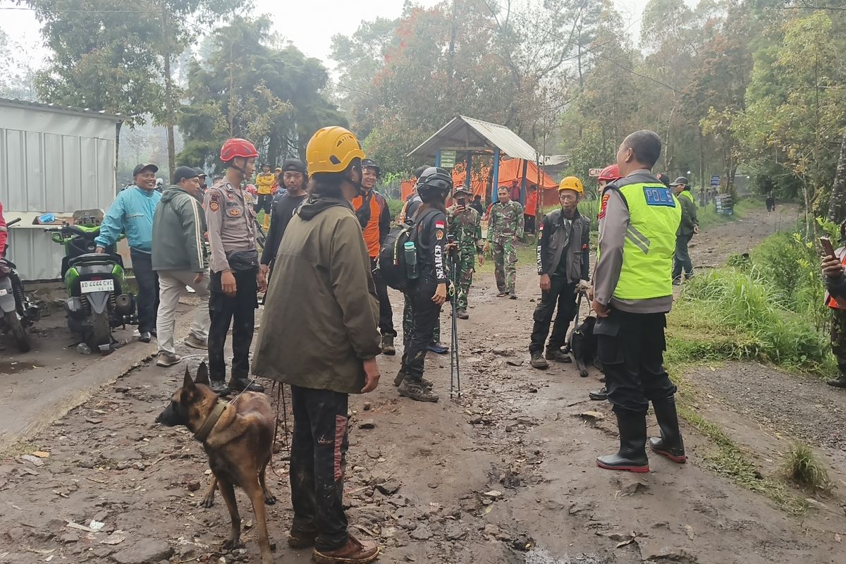 Yazid Ahmad Firdaus, Pencarian Pendaki Yazid Hilang di Bukit Mongkrang Diperpanjang hingga 31 Januari 2026, Operasi SAR Diperpanjang Tiga Hari, Pencarian Hari ke-10 Belum Membuahkan Hasil, Petunjuk Baru dari Obrolan Terakhir Yazid dan Rekannya, Kronologi Hilangnya Yazid di Bukit Mongkrang, Keluarga Yazid Masih Menunggu Kabar Pencarian