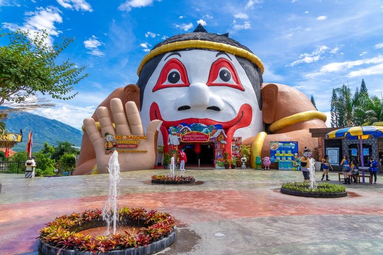 tiket masuk Jatim Park 1, Jatim Park 1 Lebaran 2025, harga tiket Jatim Park 1, Tiket masuk Jatim Park 1, Harga tiket Jatim Park 1, jatim park 1 lebaran 2025, Update Harga Tiket Jatim Park 1 untuk Libur Lebaran 2025, Harga Tiket Reguler Jatim Park 1 Lebaran 2025, Paket Tiket Jatim Park 1 + Museum Tubuh, Paket Tiket Jatim Park 1 + Museum Angkut, Paket Tiket Jatim Park 1 + Museum Tubuh + Museum Angkut, Wahana Seru di Jatim Park 1 Malang, Jam Operasional Jatim Park 1 Saat Lebaran, Lokasi Jatim Park 1 Malang