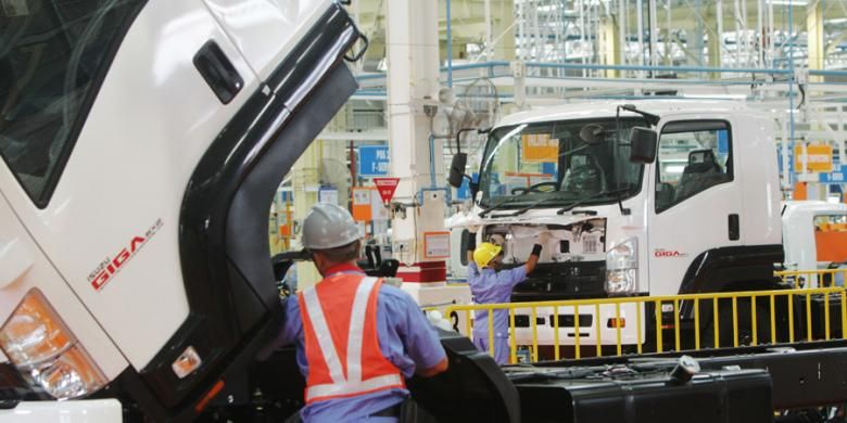 otomotif, astra isuzu, kendaraan bermotor, Isuzu, Isuzu Nilai Penurunan Suku Bunga BI Bisa Dongkrak Kinerja 2025