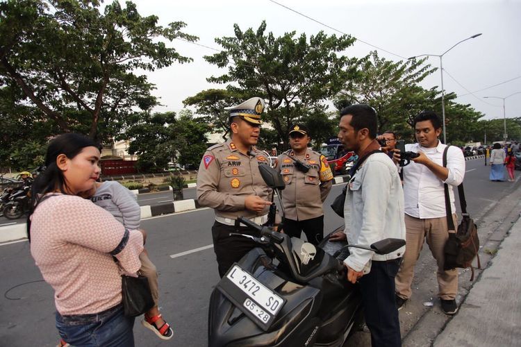 otomotif, tilang, korlantas polri, mobil, kendaraan bermotor, ETLE, tilang kendaraan, Korlantas Polri Beberkan Aliran Dana Tilang dari ETLE dan Manual