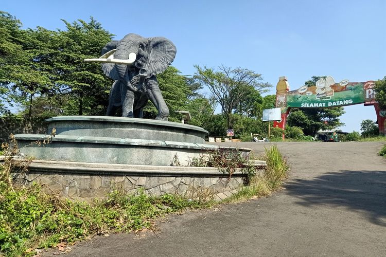 Kampung Gajah, Kronologi Penemuan Jasad Siswa SMP di Kampung Gajah, Korban Sempat Direkayasa Diculik, Kronologi Penemuan Jasad oleh Kreator Konten, Pelaku Ditangkap di Garut, Motif: Sakit Hati Putus Pertemanan, Aksi Sadis dan Rekayasa Penculikan, Duka Mendalam SMPN 26 Bandung