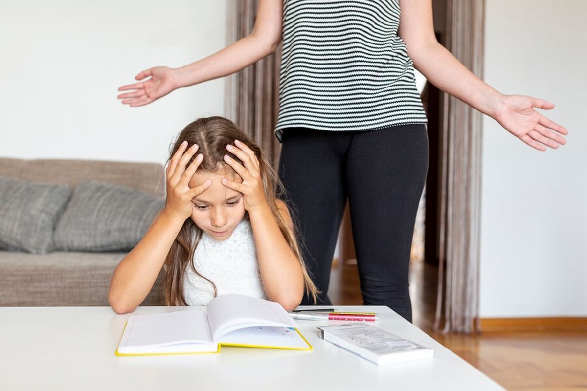 stres, stres pada anak, stres pada anak remaja, penyebab stres pada anak, tanda anak stress, tanda remaja stres, 7 Penyebab Stres yang Sering Dialami Anak, Orangtua Wajib Tahu