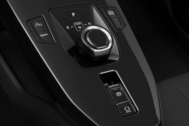 Suzuki e Vitara, mobil listrik, interior, elektrik, kabin, baterai, Ulik Suzuki e Vitara yang Jadi Pilihan SUV Listrik Baru di Indonesia