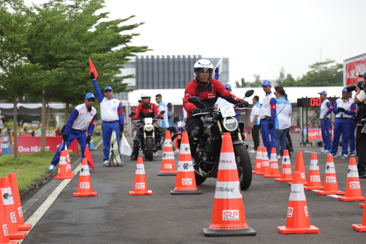Honda, Motor, motor, Astra Honda Motor, Motor baru, motor baru, astra honda motor, Honda CBR650R, honda cb650r e-clutch, Jajal CB650R E-Clutch, Teknologi Kopling Elektronik Pertama dari Honda