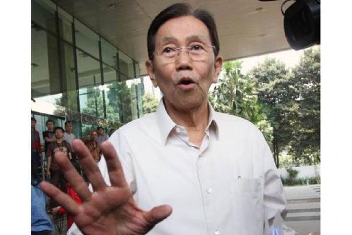 Kwik Kian Gie, profil Kwik Kian Gie, PDIP, kwik kian gie meninggal dunia, Kwik Kian Gie menteri era Gus Dur, Kwik Kian Gie Meninggal Dunia, Ini Profil Lengkap dan Jejak Kariernya