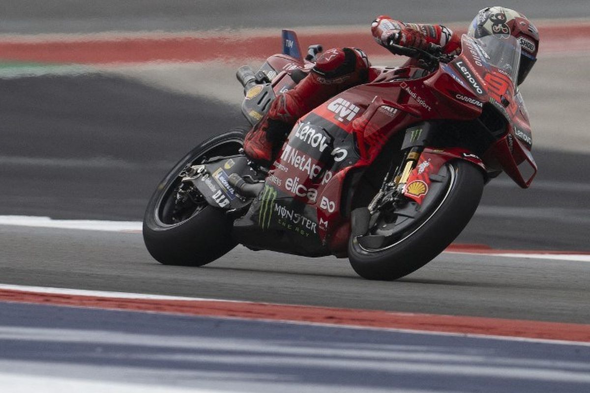 pole position, MotoGP, Sirkuit Losail, Pole position, sesi kualifikasi, MotoGP Qatar 2025, sirkuit losail, motogp 2025, motogp qatar 2025, Hasil Kualifikasi MotoGP Qatar 2025, Marc Marquez Pole Position