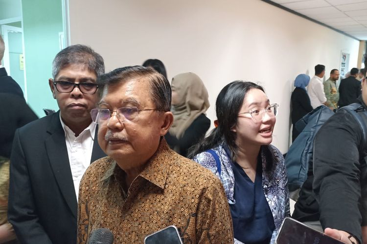 Silfester Matutina, Jusuf Kalla, jusuf kalla, silfester matutina tersangka, silfester matutina fitnah jusuf kalla, Silfester Matutina Siap Dieksekusi atas Kasus Fitnah Jusuf Kalla