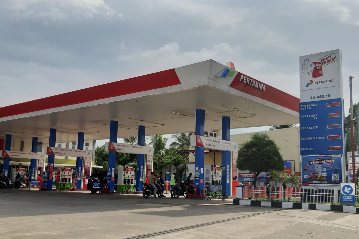 Harga BBM Pertamina, harga BBM, harga BBM non subsidi, harga bbm november 2025, harga BBM per 1 November 2025, Harga BBM Pertamina per 1 November 2025 di Semua Provinsi, Kenaikan Harga BBM Nonsubsidi, Rincian Harga BBM Pertamina per Provinsi (1 November 2025), BBM Subsidi Tetap, BBM Diesel Naik, Harga BBM Stabil di Tengah Tantangan Energi