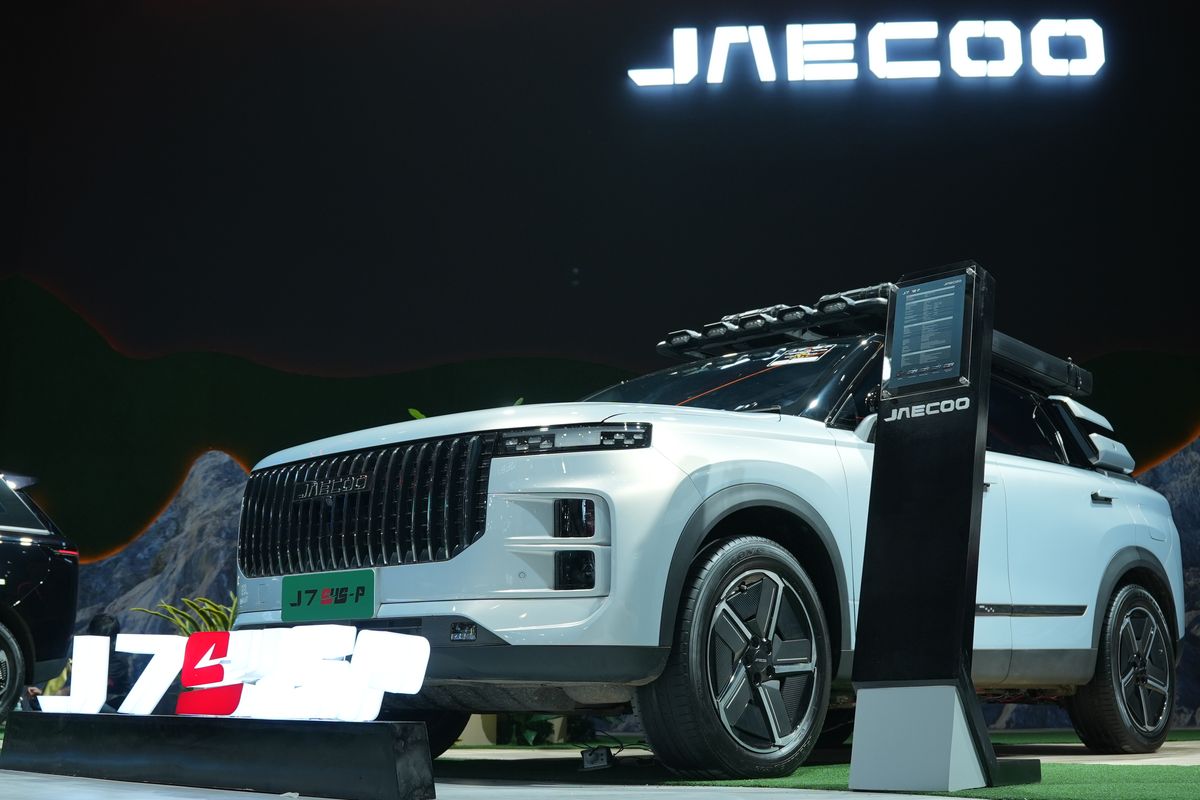 mobil listrik, plug-in hybrid, Jaecoo J7 SHS-P, Jaecoo J7 SHS-P: Solusi Plug-In Hybrid untuk Konsumen Indonesia