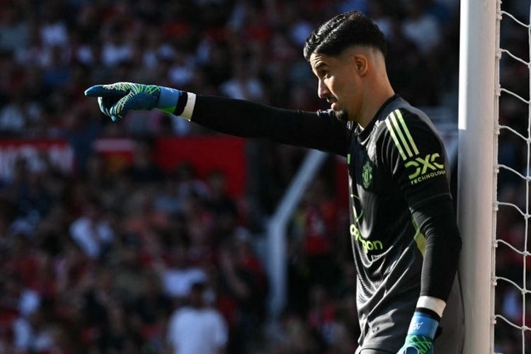 Manchester United, Liga Inggris, Premier League, Bursa Transfer, Senne Lammens, Senne Lammens Menuju Man United, Belanja Setan Merah Lewati Rp5 Triliun