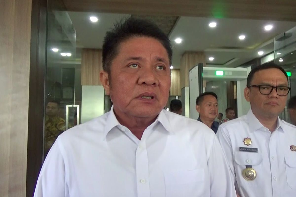 Herman Deru, Gubernur Sumatera Selatan, RSUD Sekayu Musi Banyuasin, keluarga pasien, dokter dipaksa buka masker, dokter dipaksa lepas masker, Herman Deru Kecam Intimidasi Nakes di Muba, Dokter Spesialis Dibuntuti Usai Dipaksa Lepas Masker