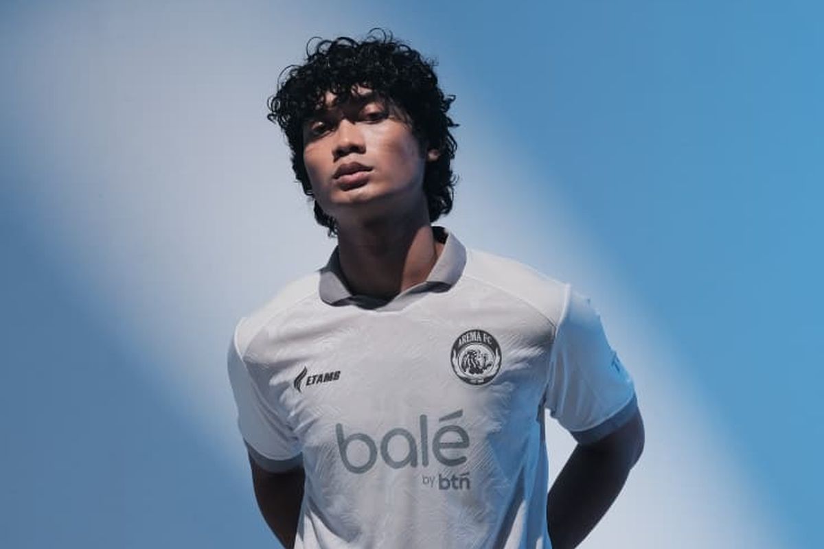 Arema FC, Aremania, Tragedi Kanjuruhan, Jersey Keempat Arema FC, Jembatan Kepedulian bagi Keluarga Korban Tragedi Kanjuruhan