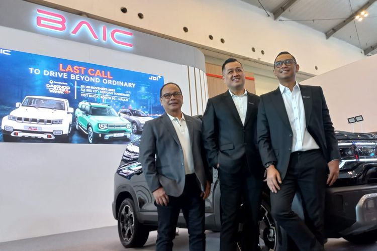 pameran otomotif, BAIC, BJ30 Hybrid, BAIC Indonesia, SUV hybrid, SUV Hybrid, BAIC Luncurkan BJ30 Hybrid FWD di GJAW 2025, Harganya Spesial