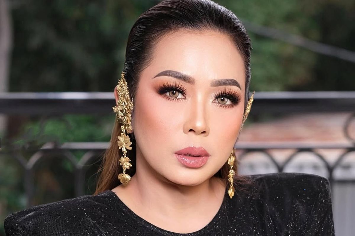 Soimah, Soimah Pancawati, soimah ospek menantu, hubungan ibu mertua dan menantu perempuan, ibu mertua dan menantu, ospek calon menantu, Soimah Akui Ospek Pacar Anaknya, Perlukah Calon Mertua Tunjukkan Sisi Terburuk?