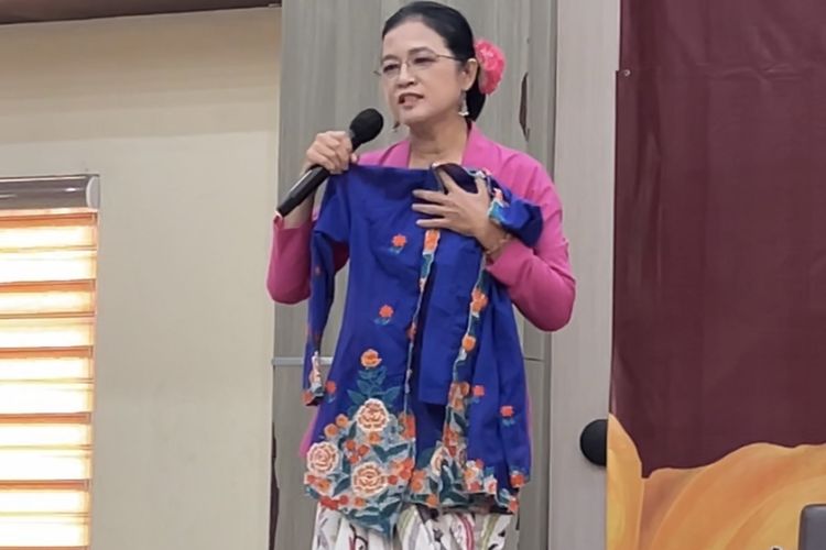 Hari Kebaya Nasional, kebaya encim, kebaya peranakan, nyonya kebaya, Kebaya encim, hari kebaya nasional 2025, Hari Kebaya Nasional 24 Juli 2025, Hari Kebaya Nasional, Mengenal Sejarah dan Keunikan Kebaya Encim