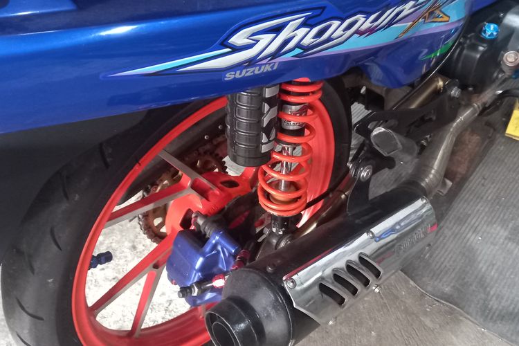 sokbreker, Sokbreker, sokbreker kustom, sokbreker standar, sokbreker motor, Sokbreker kustom, Sokbreker standar, Perbedaan Karakter Sokbreker Kustom dan Standar untuk Motor