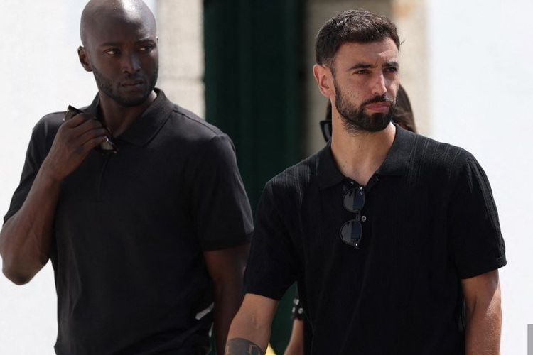 Cristiano Ronaldo, Diogo Jota, Diogo Jota meninggal dunia, pemakaman Diogo Jota, Pemakaman Diogo Jota, Mohamed Salah, diogo jota meninggal, pemakaman diogo jota, 5 Bintang yang Tak Hadiri Pemakaman Diogo Jota, Termasuk Ronaldo, 1. Alisson Becker, 2. Luis Diaz, 3. Mohamed Salah, 4. Dominik Szoboszlai, 5. Cristiano Ronaldo