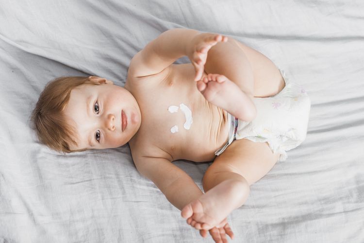 skincare anak, skincare bayi, produk skincare anak, pakai skincare anak, cara pakai skincare anak, tips pakai skincare anak, tips skincare anak, Jangan Gunakan Skincare pada Anak Secara Bersamaan, Ini Alasannya
