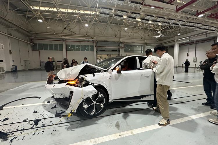 Crash Test, Changan Automobile, Chongqing, Changan, uji tabrak, Deepal S07, Menilik Ketatnya Uji Keselamatan Mobil Changan di China