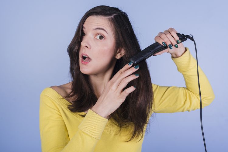 hair oil, hair balm, hair balm untuk apa, perbedaan hair oil dan hair balm, fungsi hair oil, fungsi hair balm, hair oil dipakai kapan, Perbedaan Hair Oil dan Hair Balm, Mana yang Tepat untuk Rambut?