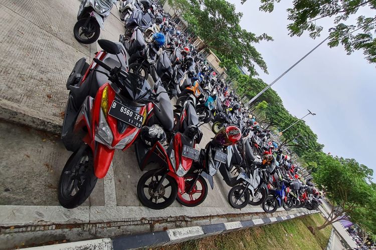 parkir, motor listrik, Honda WN7, Jorge Lorenzo, MotoGP, otomotif, Kehilangan di Parkiran Tanggung Jawab Pengelola, Honda WN7 Mengaspal