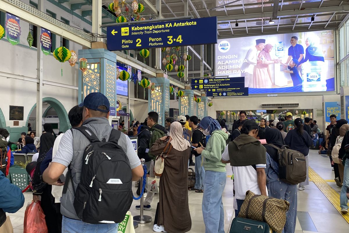 mudik Lebaran 2026, H-6 Lebaran 2026, Ratusan Ribu Tiket Kereta untuk Mudik Masih Tersedia