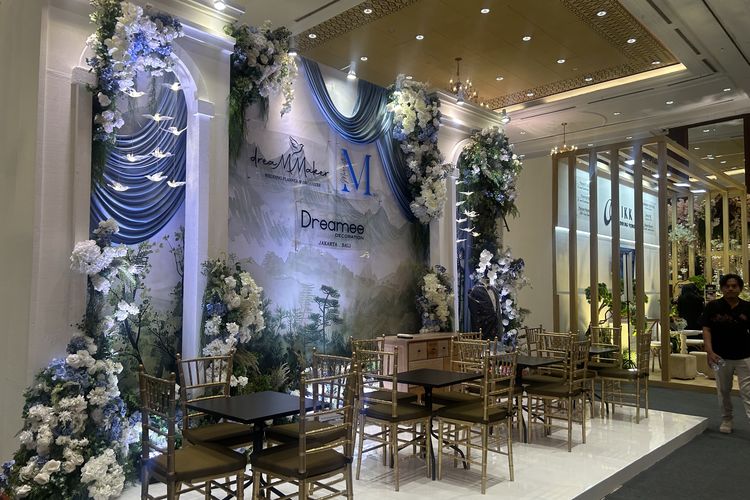 pernikahan, Wedding planner, persiapan menikah, persiapan pernikahan, hal yang perlu dipersiapkan sebelum menikah, wedding planning checklist excel, persiapan untuk menikah, checklist pernikahan, wedding checklist indonesia, wedding checklist, 6 Persiapan Pernikahan yang Wajib Diketahui Menurut Pakar, 1. Tentukan biaya pernikahan, 2. Buat daftar jumlah tamu, 3. Gunakan jasa wedding planner, 4. Tentukan tempat dan makanan, 5. Pilih busana dan dekorasi, 6. Lengkapi hal-hal kecil lainnya