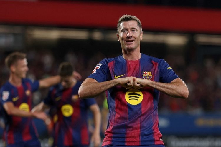 Julian Alvarez, Barcelona, Atletico Madrid, Barcelona Cari Striker Baru, Julian Alvarez Jadi Prioritas Utama