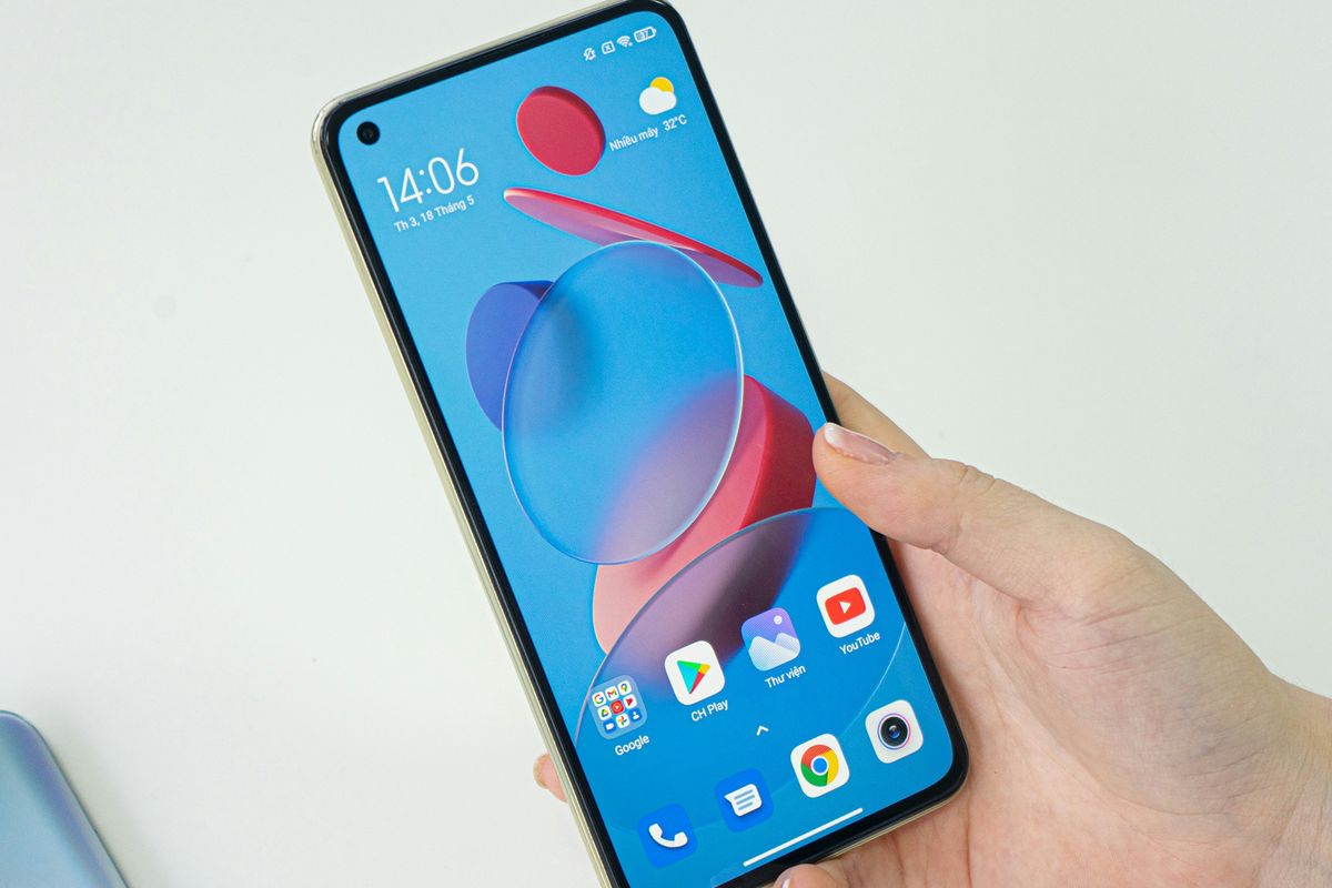 Sering Terganggu Iklan di HP Android? Coba Blokir dengan Cara Ini, 1. Matikan iklan pop up di Google Chrome, 2. Matikan notifikasi iklan di Google Chrome, 3. Masuk ke Safe Mode dan hapus aplikasi berbahaya, 4. Aktifkan Play Protect, 5. Menghentikan iklan di HP Samsung, 6. Menonaktifkan layanan iklan di HP Xiaomi, 7. Menghilangkan iklan di HP Xiaomi dengan menonaktifkan MiUI System Ads, 8. Menonaktifkan iklan di HP Xiaomi dari aplikasi tema, 9. Menggunakan layanan DNS, 10. Blokir iklan yang muncul di layar utama