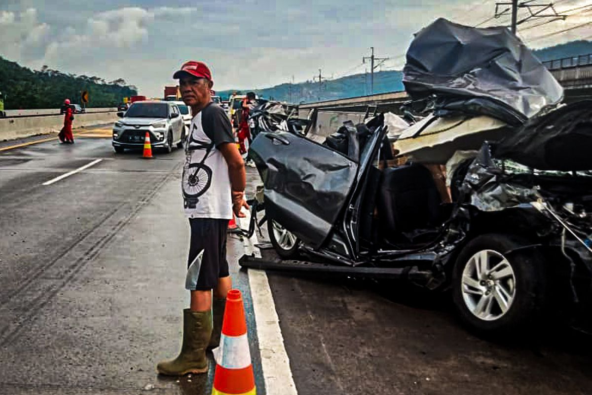 kecelakaan, hujan, Lalu Lintas, keselamatan berkendara, Tol Cipularang, Sering Kecelakaan, Ini Imbauan PJR untuk Pengemudi di Tol Cipularang