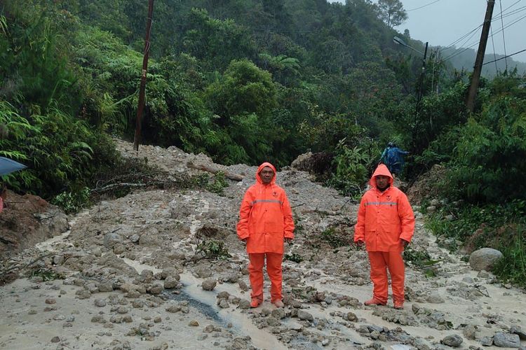Banjir Sumut, Banjir Tapanuli Selatan, Longsor Tapanuli Utara, banjir tapanuli utara, Dihantam Siklon Tropis Senyar, 3 Daerah di Sumut Ini Tetapkan Darurat Bencana