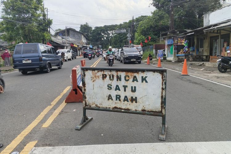 ganjil genap, Selain Ganjil Genap, Jalur Puncak Berpeluang Diberlakukan One Way