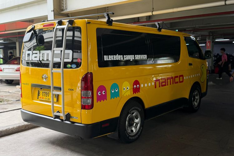 HiAce, modifikasi, Tampil Ceria, Toyota HiAce Bekas Kurir Disulap Jadi Mobil Pac-Man