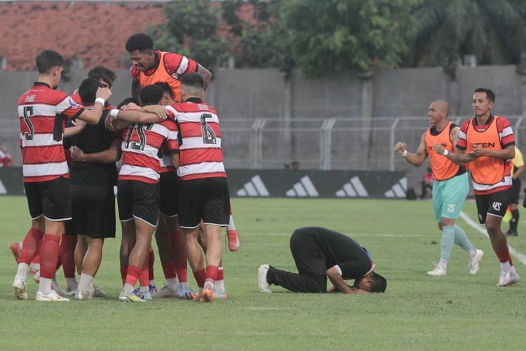 Super League 2025-2026, Madura United, PSM Makassar, Persita vs Persis Solo, Hasil Super League 2025-2026, Madura United vs PSM Makassar, Hasil Super League: Madura United Selamat, Persis Degradasi