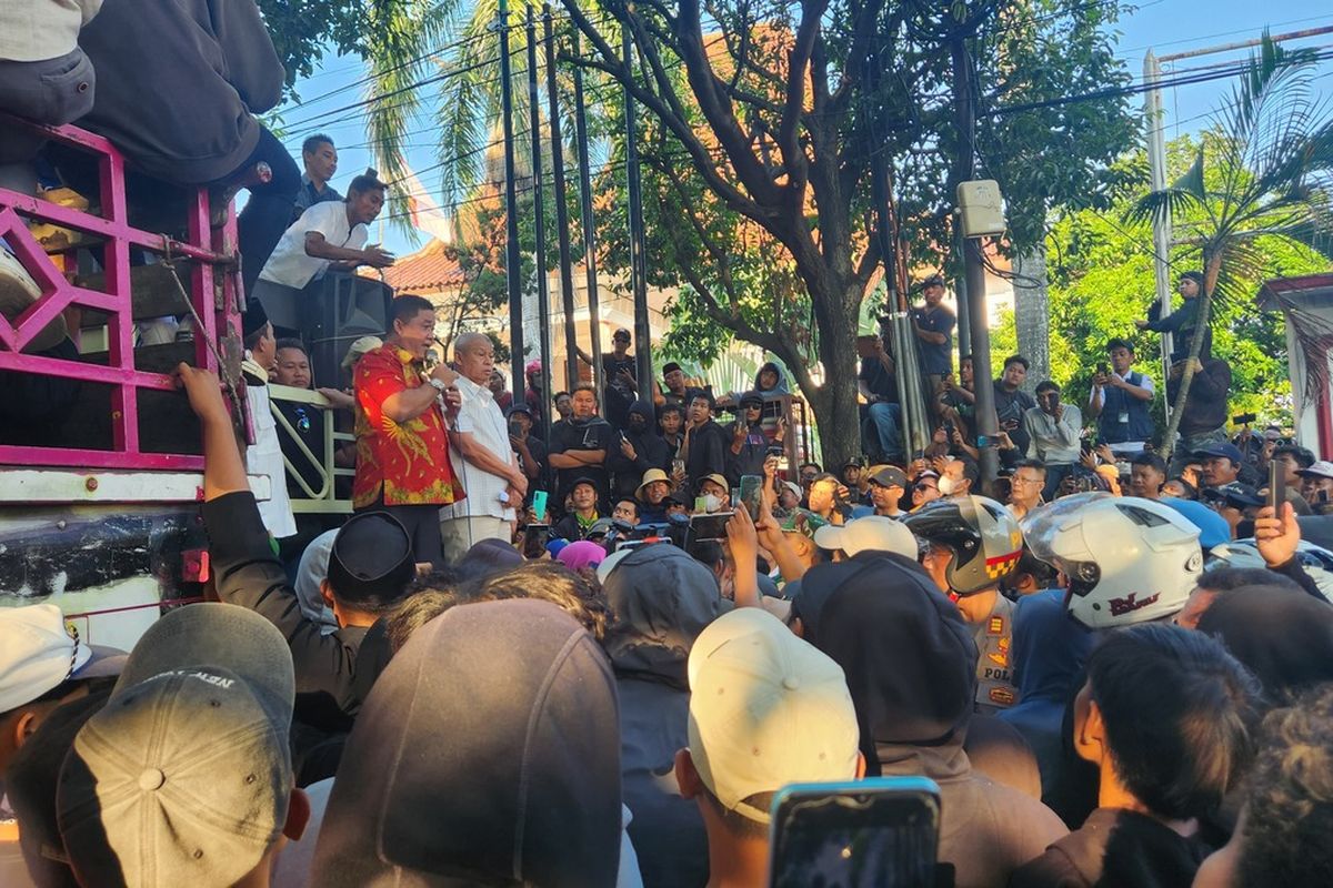 tuntutan demo Pati, dprd pati makzulkan sudewo, DPRD Pati Makzulkan Bupati Sudewo, demo pati 19 september, DPRD Pati Sepakati Aspirasi Warga, Ini 6 Tuntutan Demo Pemakzulan Sudewo yang Diterima Dewan