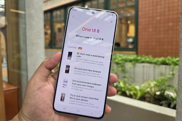 Samsung, antarmuka, fitur baru, galaxy a15, galaxy a55, galaxy a35, Android 16, One UI 8, OneUI 8, update one ui 8, Pengguna Samsung Galaxy A55 dan A35 di Indonesia Mulai Kebagian One UI 8 Android 16, 1. Personalisasi dan tampilan baru, 2. Fitur produktivitas meningkat, 3. Multitasking lebih fleksibel, 4. Peningkatan aplikasi Reminder dan Calendar, 5. Pembaruan Samsung Health, 6. Kamera dan audio lebih intuitif, 7. Keamanan dan privasi diperkuat, 8. Fitur aksesibilitas dan rutinitas lebih pintar, 9. Tampilan cuaca lebih hidup