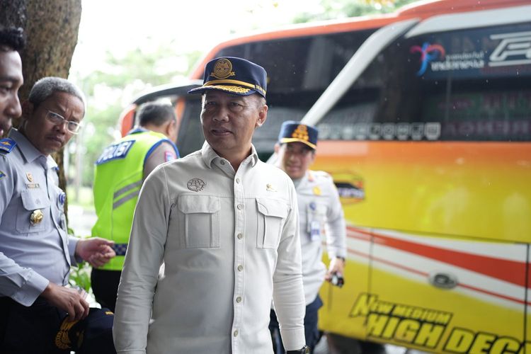 libur, Nataru, pelanggaran, tidak laik jalan, Kemenhub Tindak Puluhan Bus, Ada yang Tidak Laik Jalan dan Tak Berizin