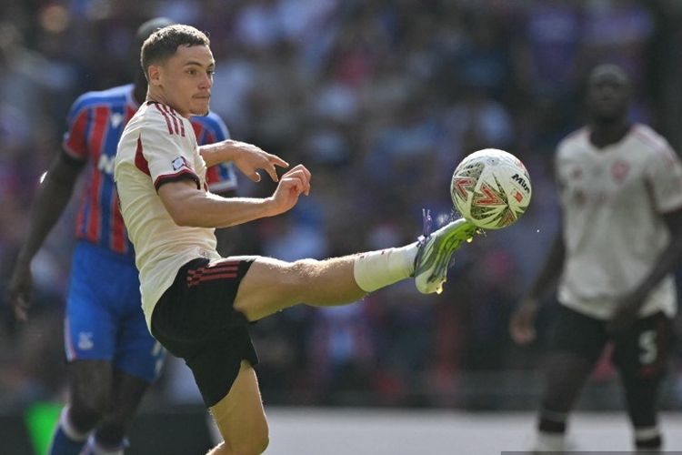 Liga Inggris, Alexander Isak, Harry Maguire, liverpool vs man united, Liverpool vs Manchester United, Florian Wirtz, liverpool, Manchester United, skor liverpool vs mu, Skor Liverpool Vs Man United 1-2: Maguire Kian Permalukan Duo Rekrutan Mahal The Reds