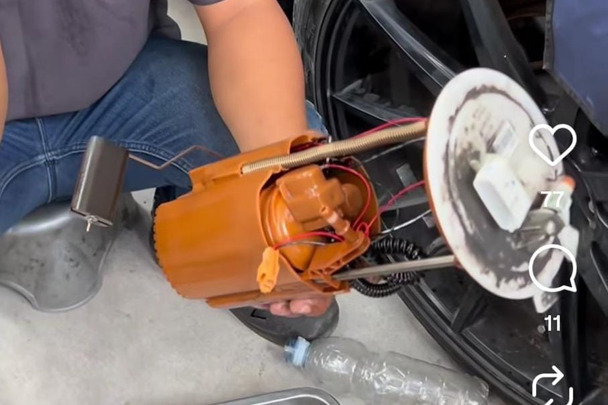 Pompa bensin mobil, pompa bensin mobil, Mobil lawas susah starter, kenapa pompa bensin di dalam tangki, Alasan Kenapa Mobil Modern Punya Pompa Bensin di Dalam Tangki