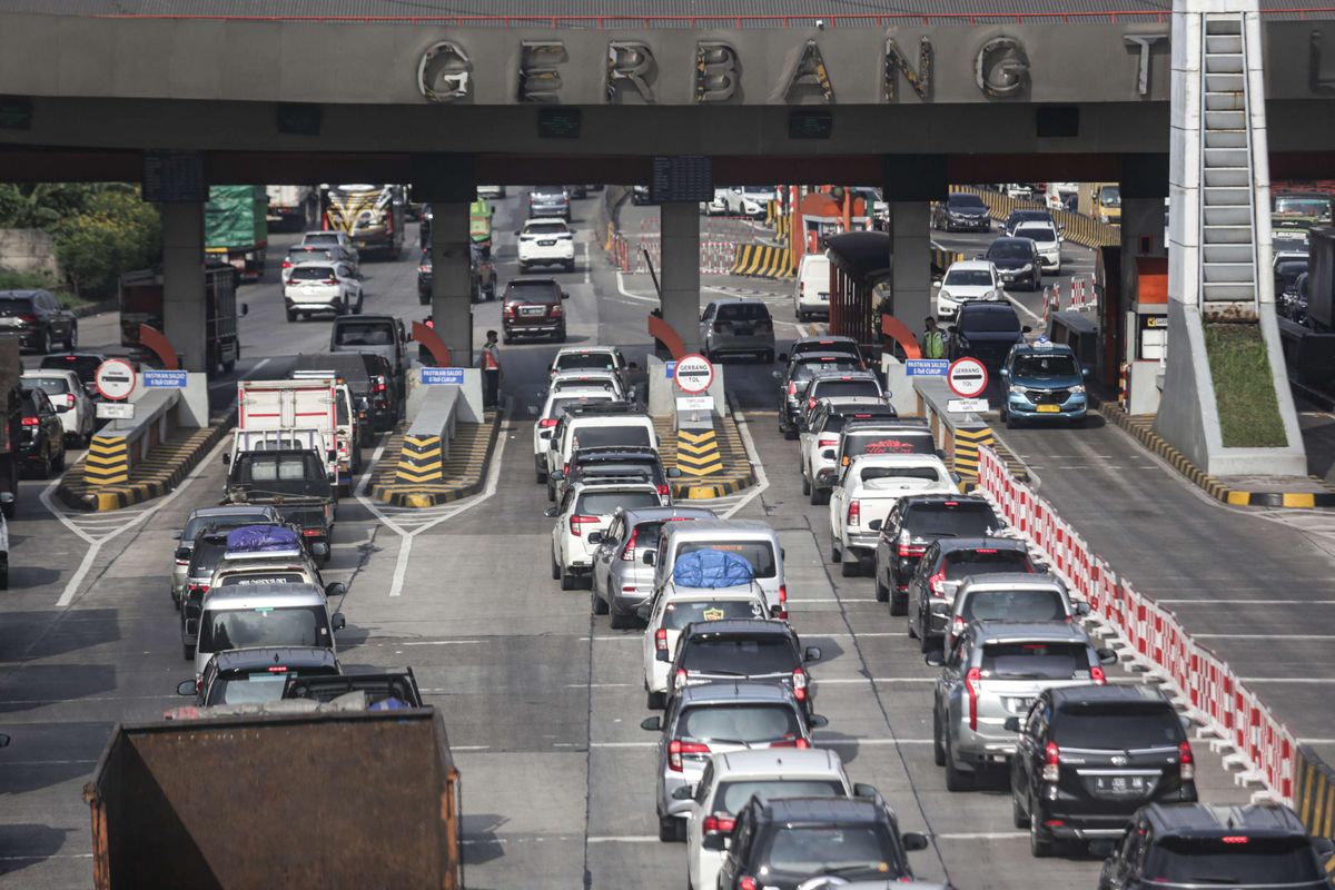 ASTRA Infra, lalu lintas, Jalan Tol, Astra Infra Catat Lonjakkan Mobilitas saat Libur Nataru 2025/26