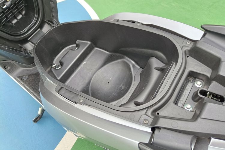 yamaha freego, Skutik 125 cc, motor yamaha, skutik Yamaha, Yamaha FreeGo 125, Ulik Desain Yamaha FreeGo 125: Lebih Kalem, Kapasitas Bagasi Lega