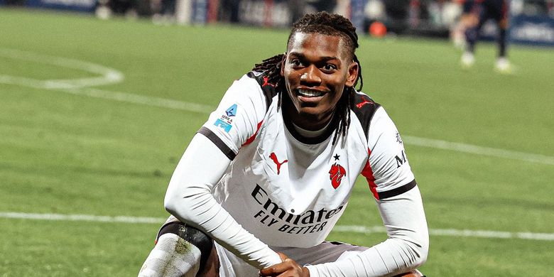 Liga Champions, PSG vs Bayern, Rafael Leao, AC Milan, UEFA Champions League, Paris Saint-Germain, Clarence Seedorf, PSG Vs Bayern Banjir 9 Gol, Rafael Leao: Ini Baru Sepak Bola Sesungguhnya